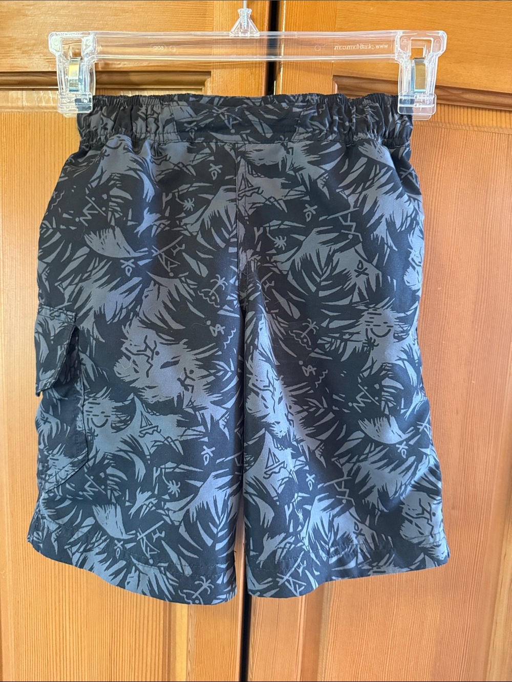 Boys XS (6/7) Columbia Black Tropical Print Cargo Swim Shorts